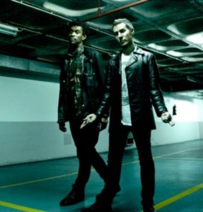 Massive Attack перепели 'Гражданскую Оборону' Massive Attack перепели 'Гражданскую Оборону'